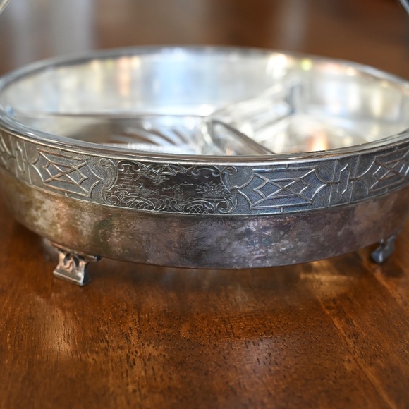 Benedict Period Plate Chinese Chippendale Divided Snack Dish | E.P.N.S. B.M.M. - Picture 6 of 10